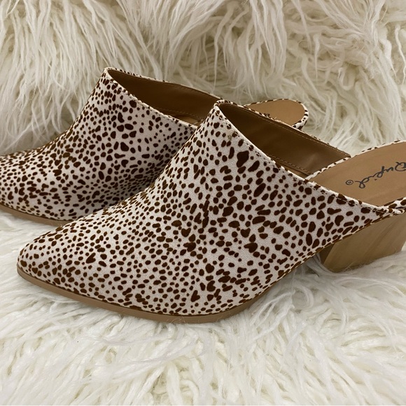 Qupid Shoes - Qupid Brown and Cream Spotted Mules